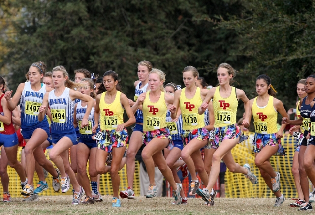 2009 CIF XC Girls D1-010.JPG - 2009 California CIF Cross Country Championships, Woodward Park, Fresno, California